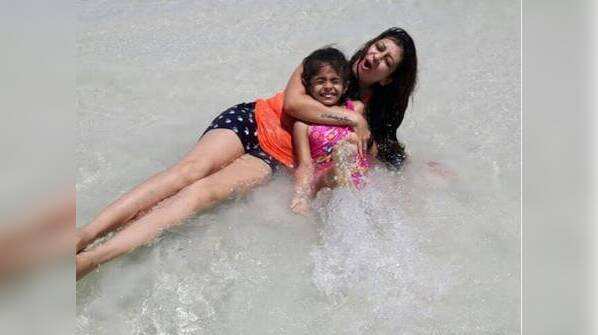 TV's Kumkum aka Juhi Parmar looks stunning after shedding extra kilos; see pics