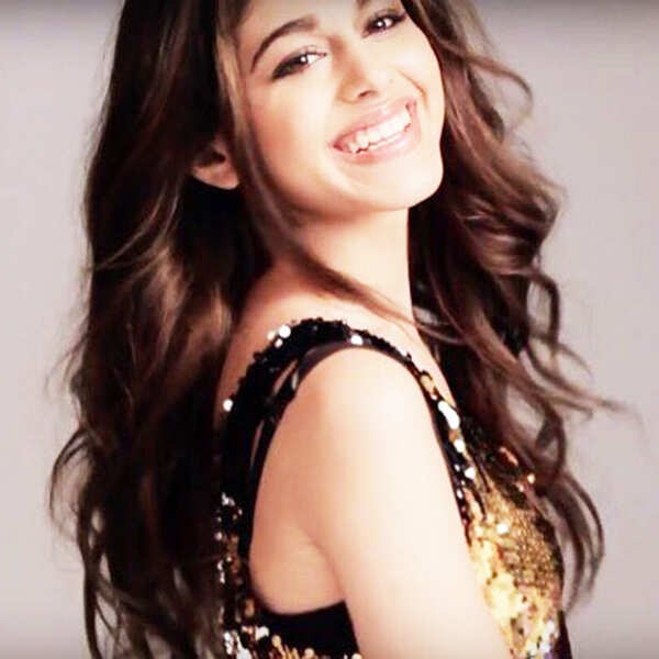 Aalia Furniturewalla