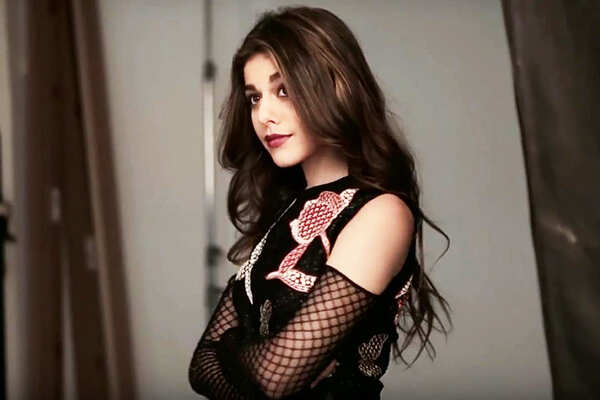 Aalia Furniturewalla