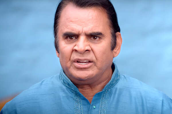 Ravi Jhankal Images