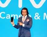 Ranveer launches Vivo V7+