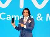 Ranveer launches Vivo V7+