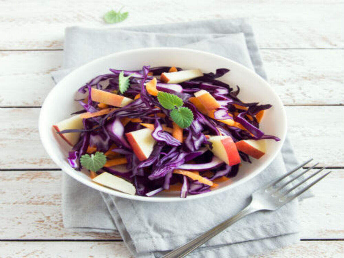 Apple and Red Cabbage Coleslaw Recipe