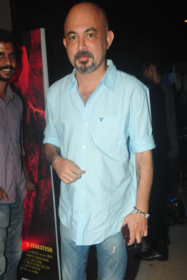 Anil Radhakrishnan Menon Wallpapers