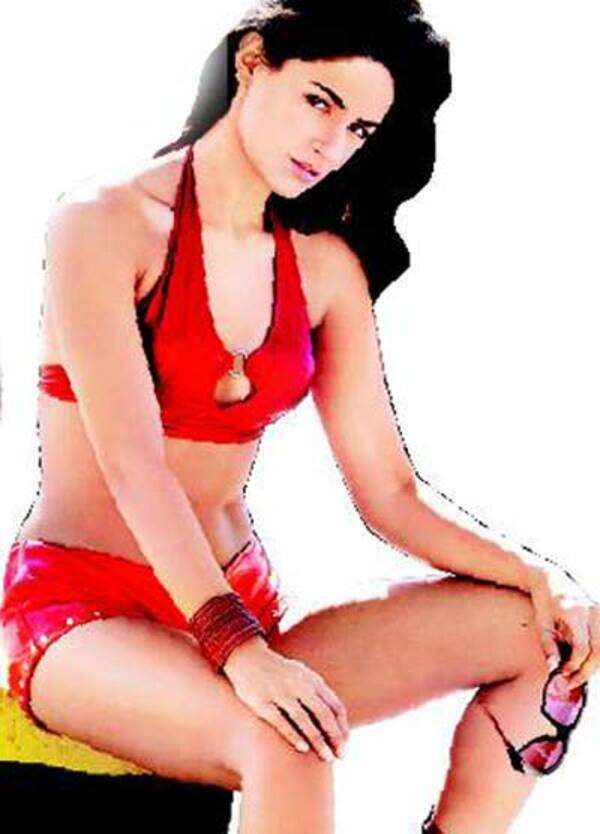 Aruna Shields Pictures