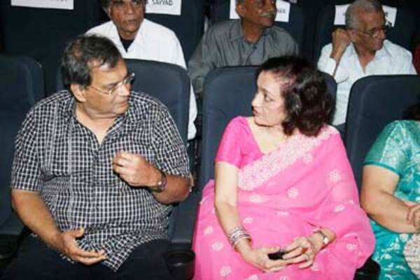 V.K. Murthy Wallpapers