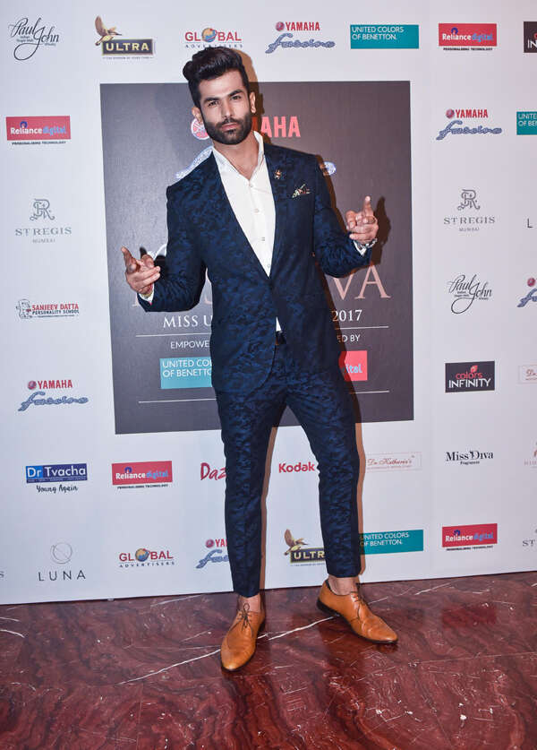 Jitesh Thakur Images