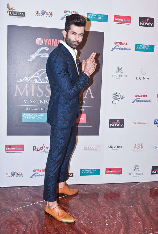 Jitesh Thakur Images