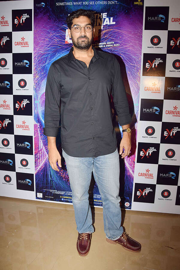 Dhwanil Mehta Photos