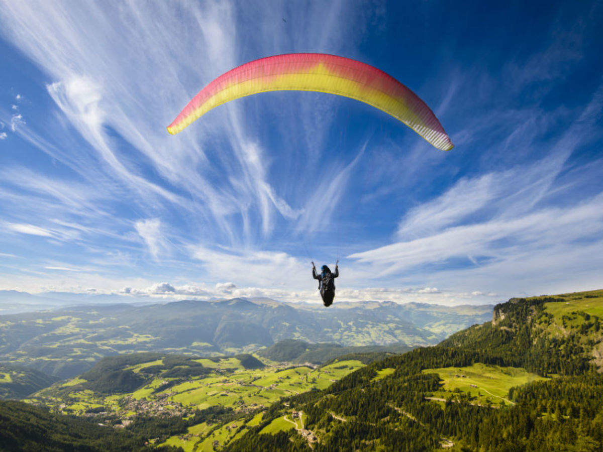 Paragliding in Manali: a delight for adventure seekers, Manali - Times of  India Travel