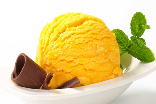 Eggless Mango Ice Cream