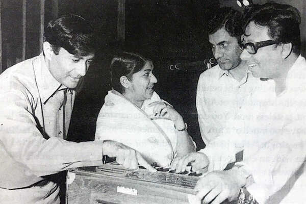 Anand Bakshi Stills