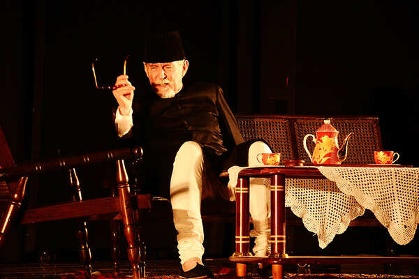 tom alter
