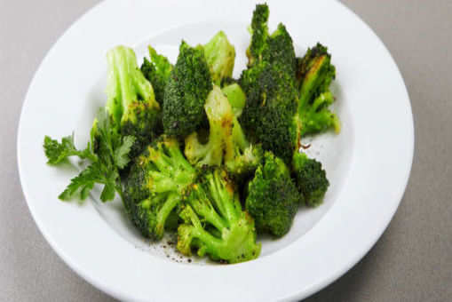 Broccoli Stir-Fry with Ginger and Sesame