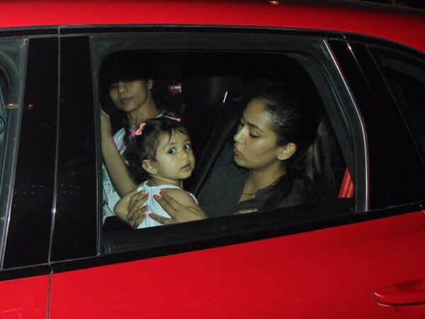 Misha Kapoor Photos