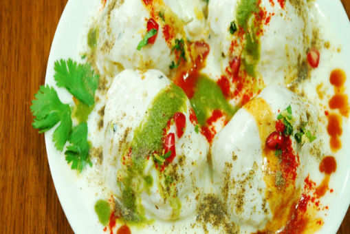 Dahi Gujia