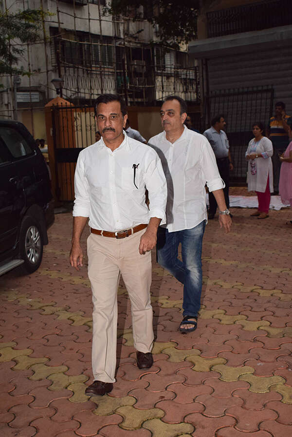 Pavan Malhotra Wallpapers