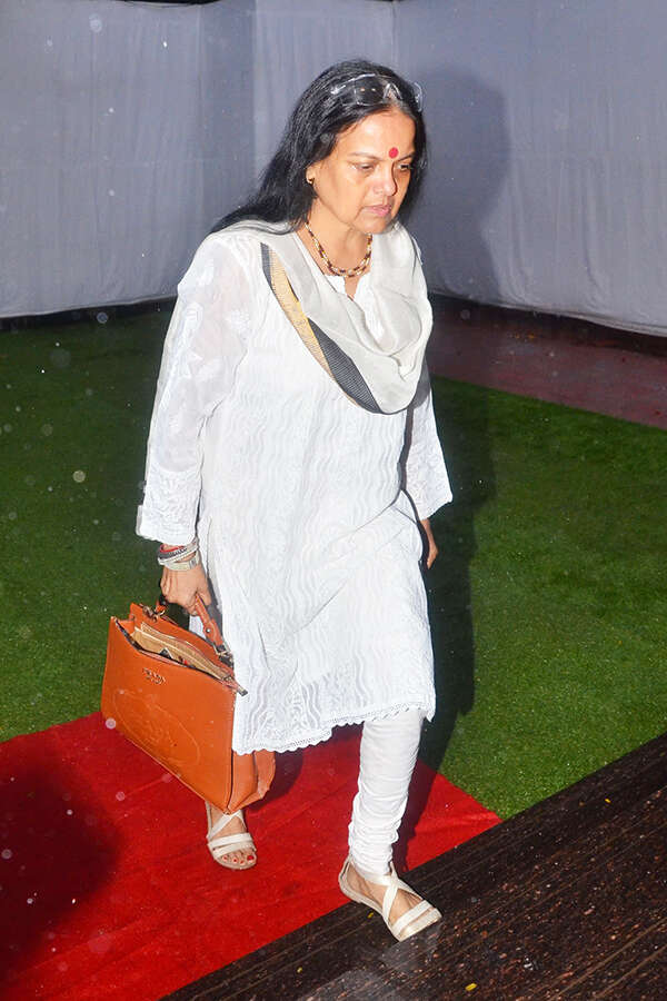 Sushmita Mukherjee Wallpapers