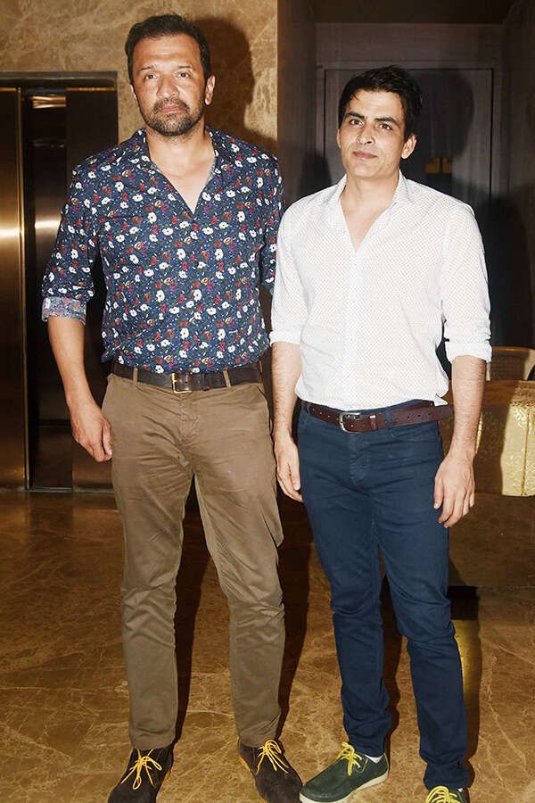 Atul Kasbekar Photos