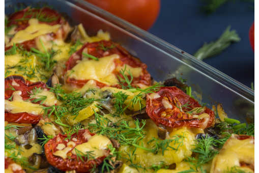 Creamy Potatoes with Cheese and Tomatoes