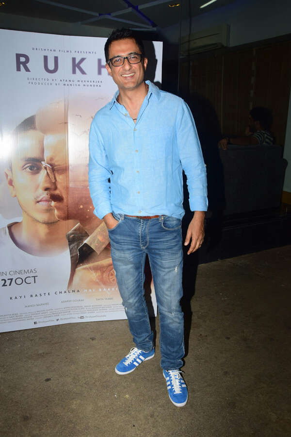 Sanjay Suri Stills