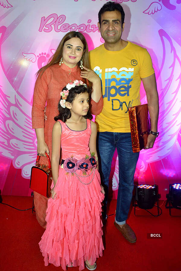Shalini Kapoor Pictures