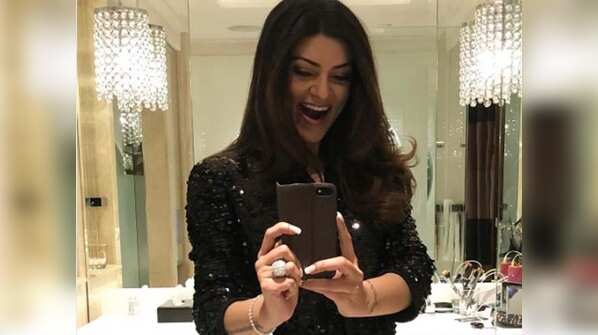 Sushmita Sen is ready to take over the world in an all-black outfit