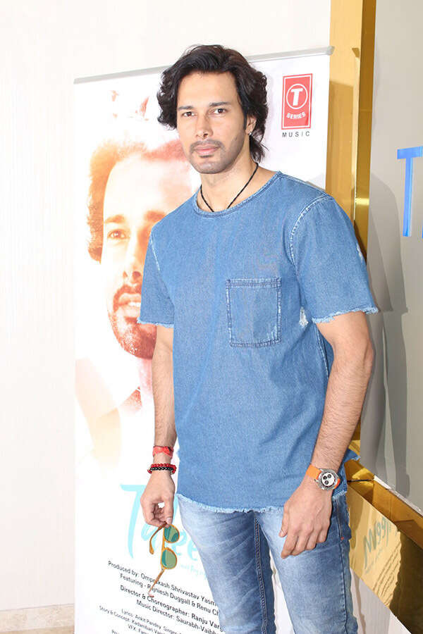Rajniesh Duggall Pictures