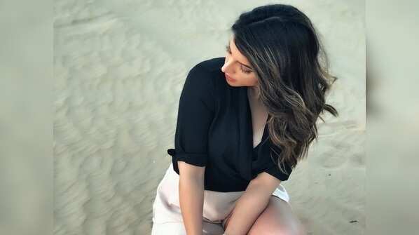 Bikini-clad Shama Sikander is hogging all the attention on a beach in Dubai