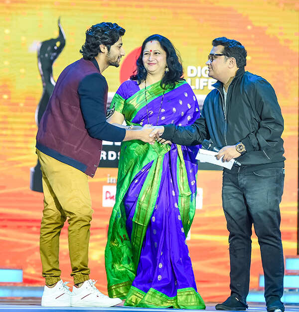 Aakash Thosar Images