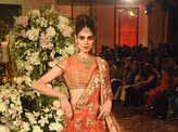 Tarun Tahiliani's show at Taj Wedding Studio