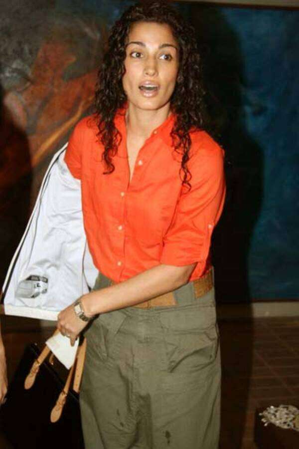 Kamal Sidhu Photos