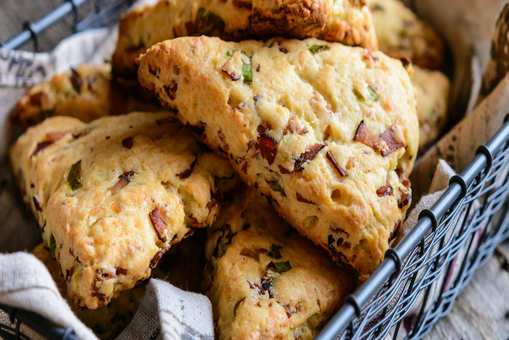 Cheddar Jalapeno Bacon Biscuits