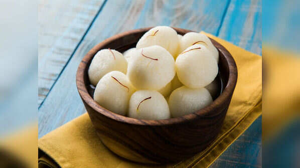 Brownie/Rasgulla
