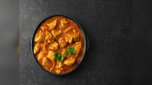 Tawa daal/chicken curry and tawa roti