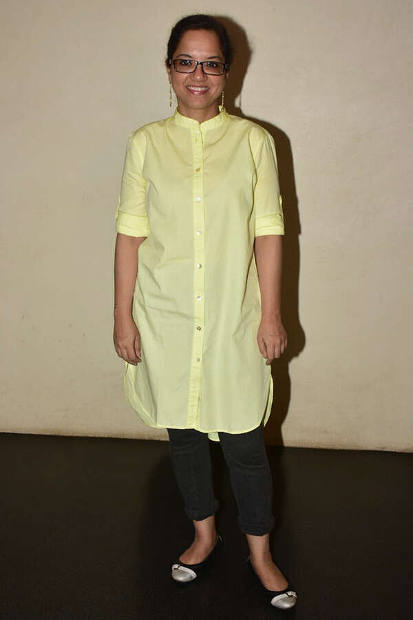 Tanuja Chandra Wallpapers