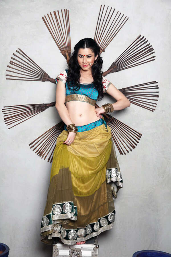 Aradhya Taing Wallpapers
