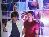 Shahrukh Khan and Farhan Akhtar at Lalkar concert