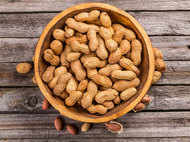 7 reasons why you must have peanuts