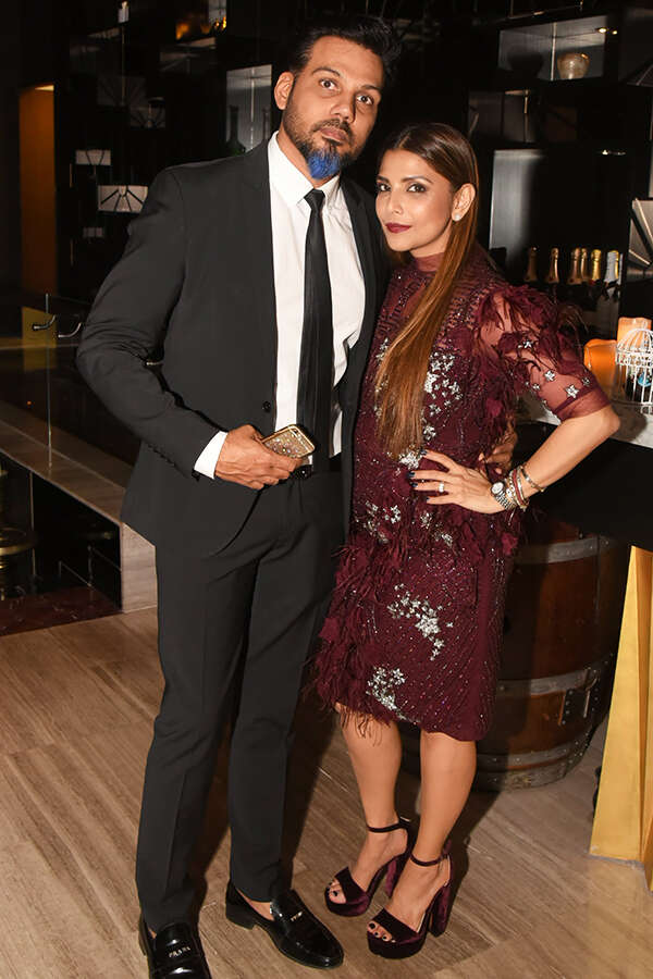Falguni and Shane Peacock Pictures