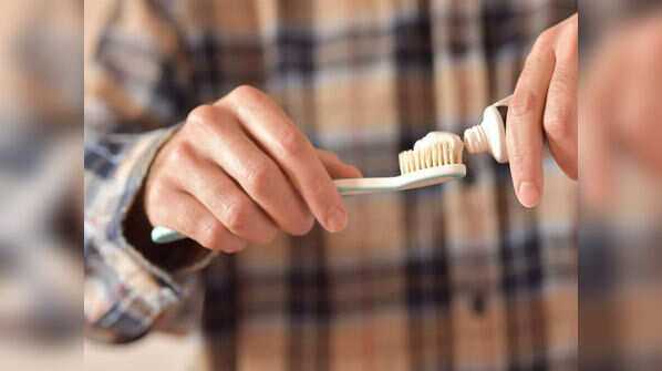 Brushing teeth before a dessert