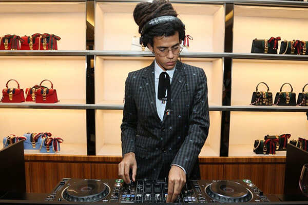 Arman Stills
