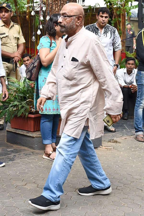 Govind Nihalani Wallpapers