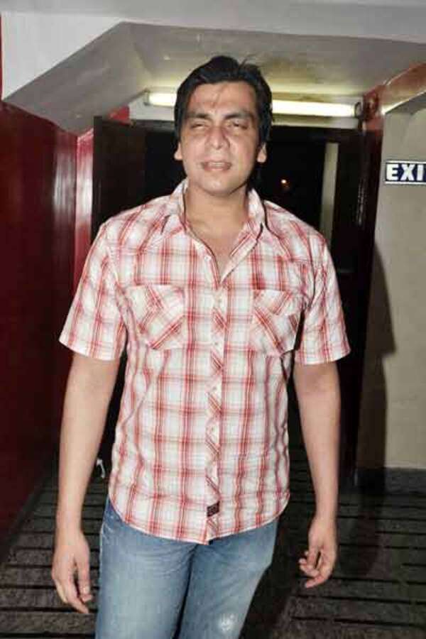 Anthony DSouza Pictures