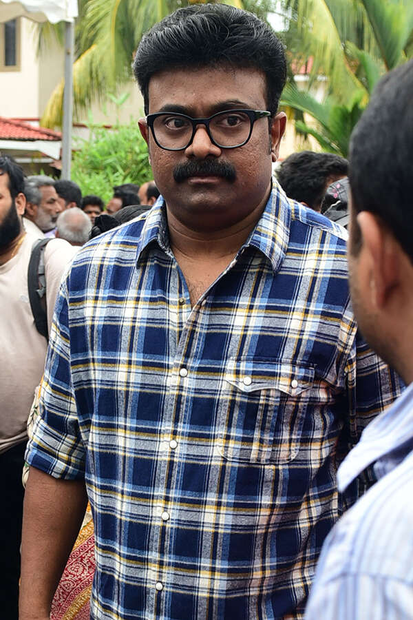Kalabhavan Shajohn Images
