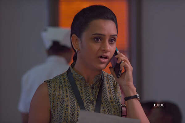 Parna Pethe Pictures