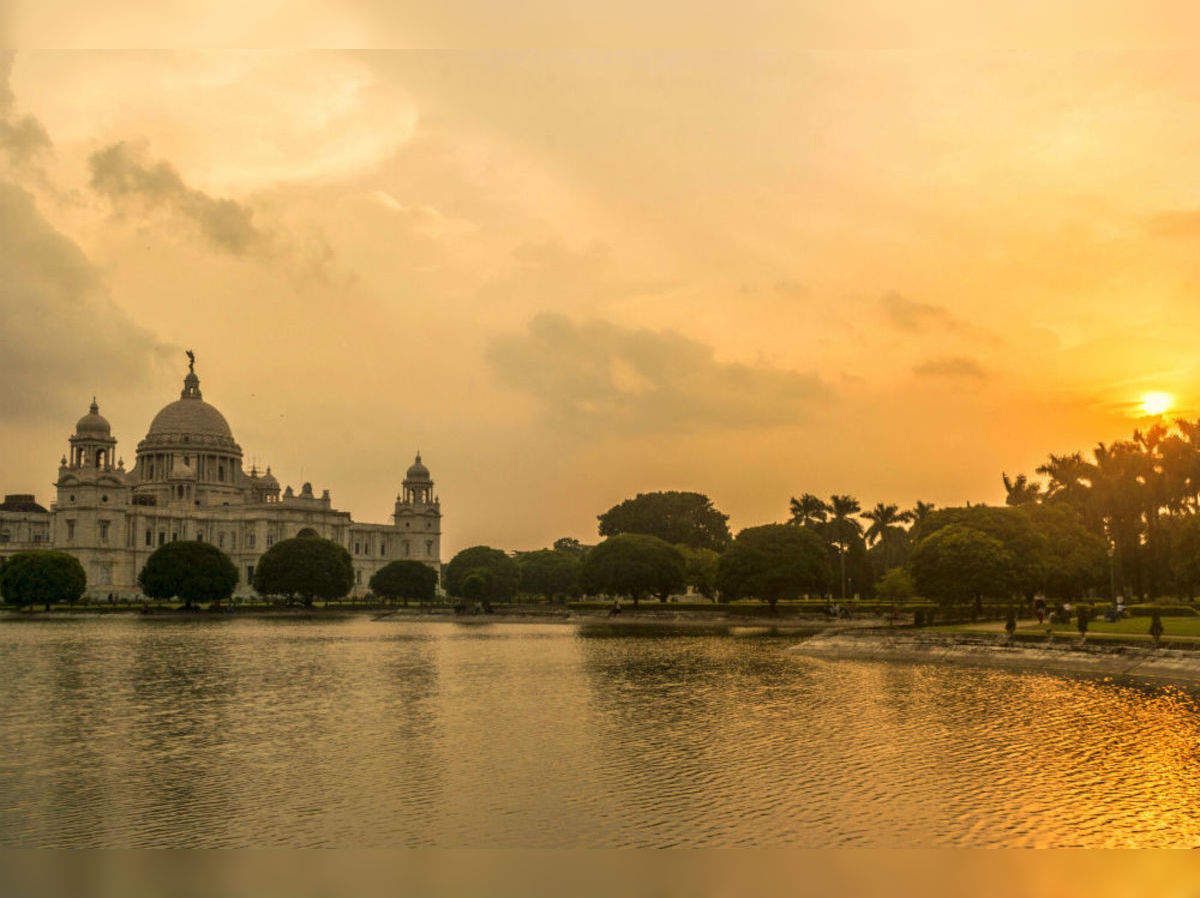 Calcutta Sunrise, The CURSE