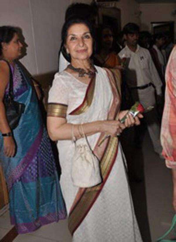 Sushma Seth Wallpapers