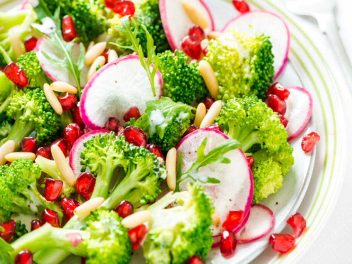 Broccoli and Pomegranate Salad Recipe