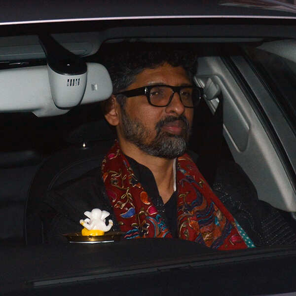Niranjan Iyengar Pictures